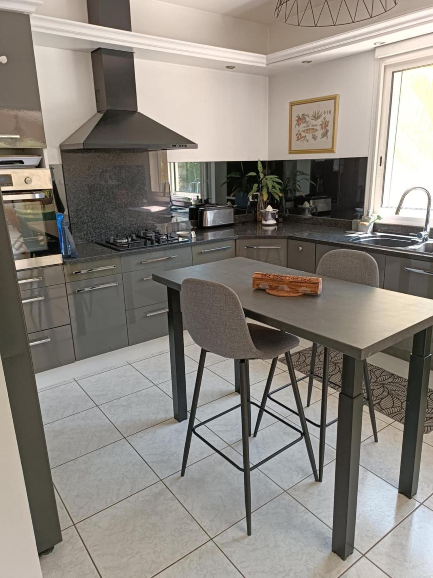 Villa Etang Sale Les Bains Avec Piscine Privee Bagian luar foto